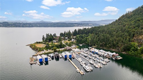 5025 Genoa Bay Rd, Duncan, BC 