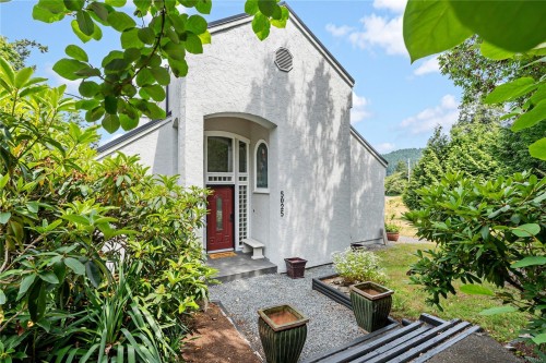 5025 Genoa Bay Rd, Duncan, BC 