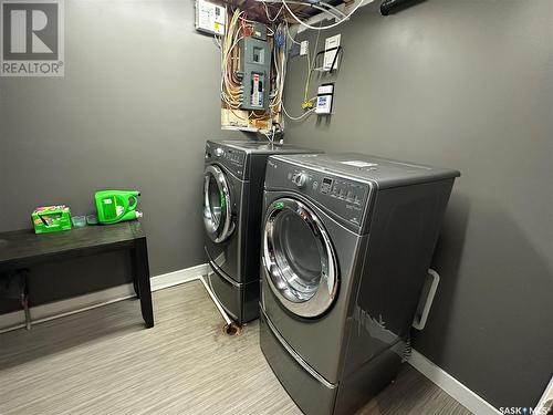 320 Government Road, Weyburn, SK - Indoor Photo Showing Laundry Room