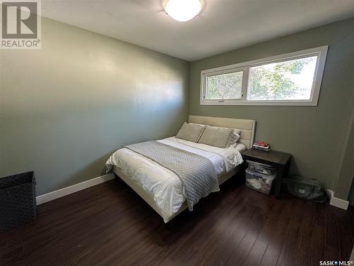 320 Government Road, Weyburn, SK - Indoor Photo Showing Bedroom