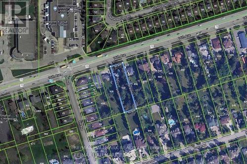 437 16Th Avenue, Richmond Hill, ON - Indoor With Storage