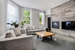 602 Rue Régina  Montréal (Verdun/Île-Des-Soeurs), QC H4G 2H4
