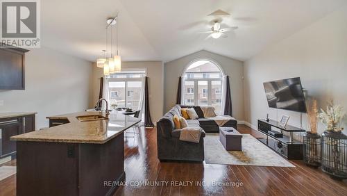 11 Stonecrest Boulevard, Quinte West, ON - Indoor