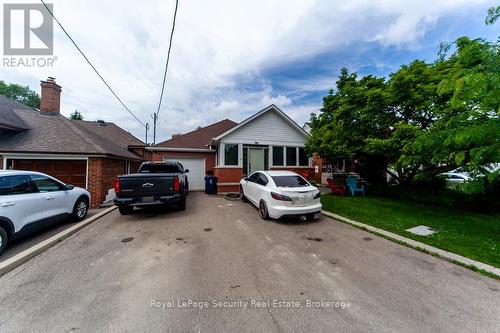 44 Woodgate Drive, Toronto, ON - Outdoor
