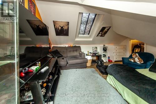 44 Woodgate Drive, Toronto, ON - Indoor