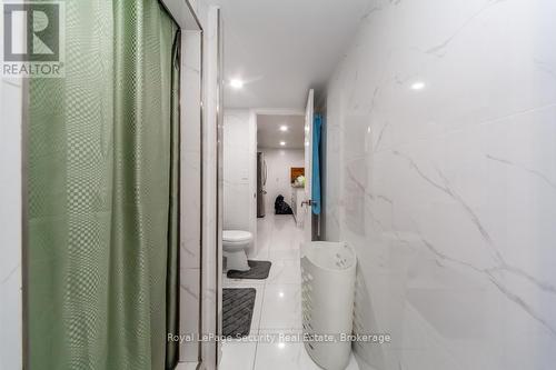 44 Woodgate Drive, Toronto, ON - Indoor Photo Showing Bathroom