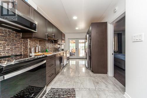 44 Woodgate Drive, Toronto, ON - Indoor Photo Showing Kitchen With Upgraded Kitchen