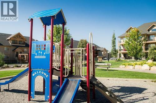 400 Bighorn Boulevard Unit# 416 F, Radium Hot Springs, BC - Outdoor