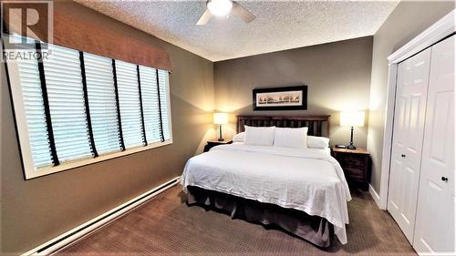 400 Bighorn Boulevard Unit# 416 F, Radium Hot Springs, BC - Indoor Photo Showing Bedroom