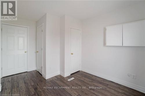 1164 Cannon Street E, Hamilton, ON - Indoor Photo Showing Other Room