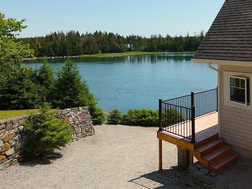 1043 Chemin Tittle Road, Surettes Island, NS 