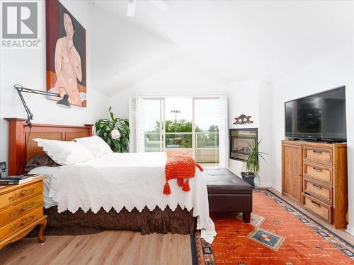 1207 Marine Drive, West Vancouver, BC - Indoor Photo Showing Bedroom