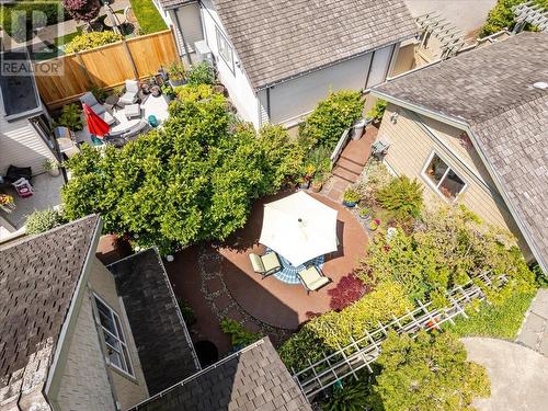 1207 Marine Drive, West Vancouver, BC - Outdoor