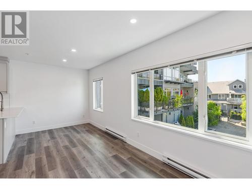 1635 Marine Drive, North Vancouver, BC 