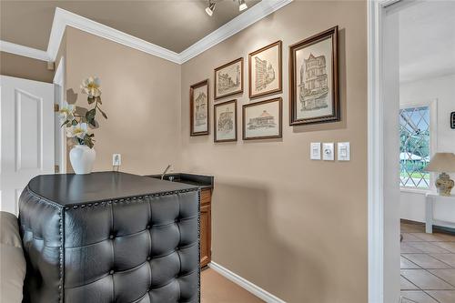 221 West Place, Princeton, BC - Indoor Photo Showing Other Room