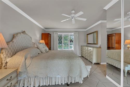 221 West Place, Princeton, BC - Indoor Photo Showing Bedroom