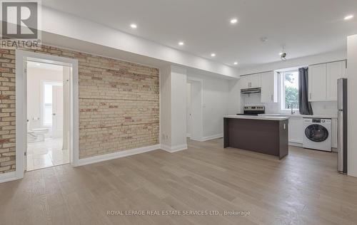 631 Lawrence Street, Cambridge, ON - Indoor