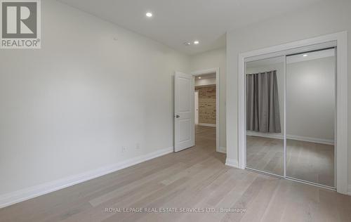 631 Lawrence Street, Cambridge, ON - Indoor Photo Showing Other Room