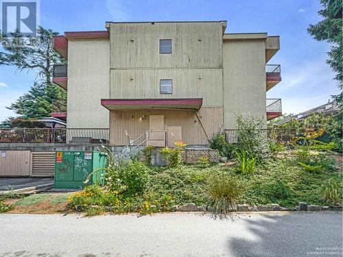 2275 Atkins Avenue, Port Coquitlam, BC - Outdoor