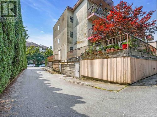 2275 Atkins Avenue, Port Coquitlam, BC - Outdoor