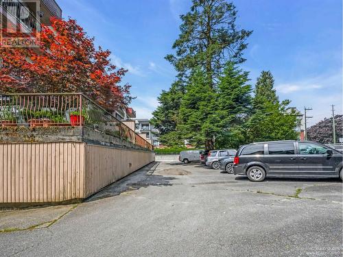 2275 Atkins Avenue, Port Coquitlam, BC - Outdoor
