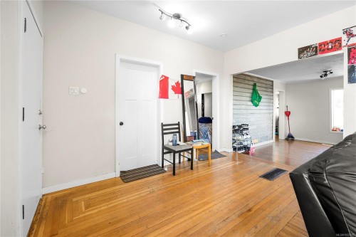 680 Pine St, Nanaimo, BC - Indoor Photo Showing Other Room