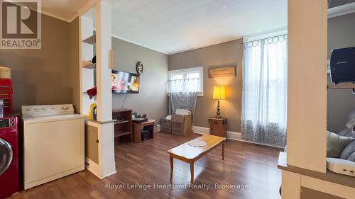 190 Albert Street, Central Huron (Clinton), ON - Indoor Photo Showing Laundry Room