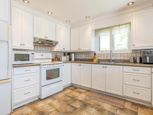 4 Harbourview Drive, Yarmouth, NS 