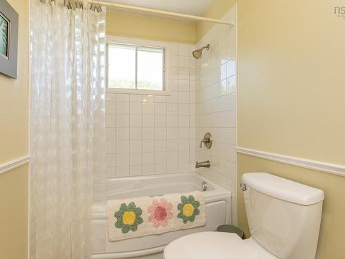 4 Harbourview Drive, Yarmouth, NS 