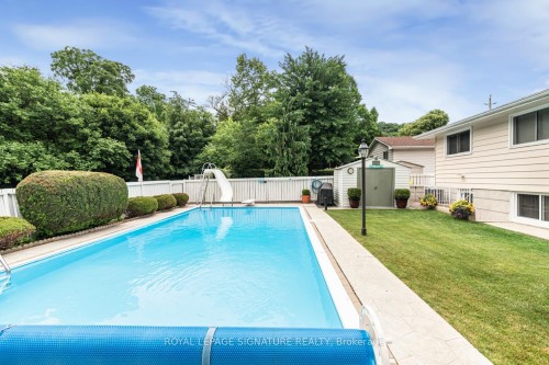 55 Hanover Place, Hamilton, ON - Outdoor With In Ground Pool