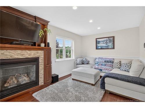 9 Stirling Cres, Allison, NB 