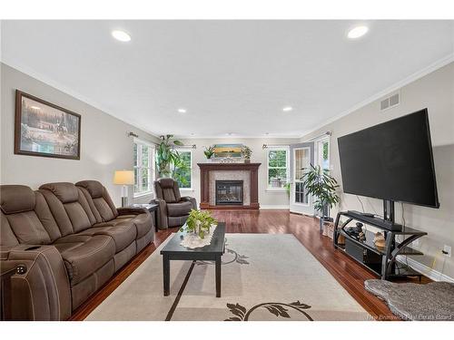 9 Stirling Cres, Allison, NB 