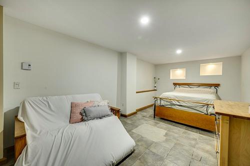 Bedroom - 198 Ch. Beaulne, Piedmont, QC - Indoor Photo Showing Bedroom