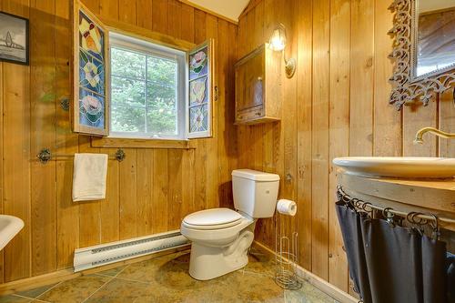 Bathroom - 198 Ch. Beaulne, Piedmont, QC - Indoor Photo Showing Bathroom