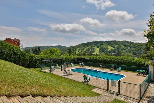 Piscine - A-775 Rue Principale, Saint-Sauveur, QC - Outdoor With In Ground Pool With View