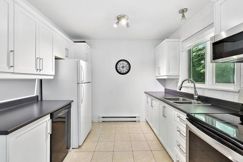 Cuisine - A-775 Rue Principale, Saint-Sauveur, QC - Indoor Photo Showing Kitchen With Double Sink