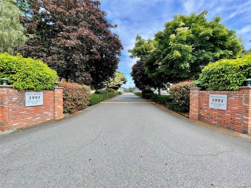 106-1991 Kaltasin Rd, Sooke, BC - Outdoor