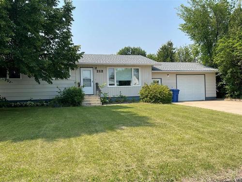 212 9Th Avenue S, Swan River, MB - Outdoor With Facade