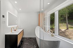 Ensuite bathroom - 