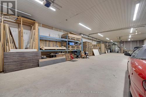 692 5 Concession W, Hamilton, ON 