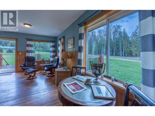 1097 Lakeview Arrow Creek Road, Creston, BC - Indoor