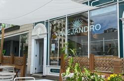 1481 Rue Atateken  Montréal (Ville-Marie), QC H2L 3L2