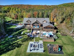 494 Ch. de Chertsey  Estérel, QC J0T 1L0