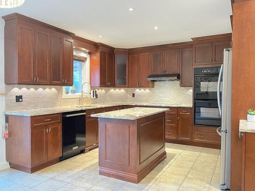 Kitchen - 2104 Rue De Renaix, Laval (Vimont), QC - Indoor Photo Showing Kitchen
