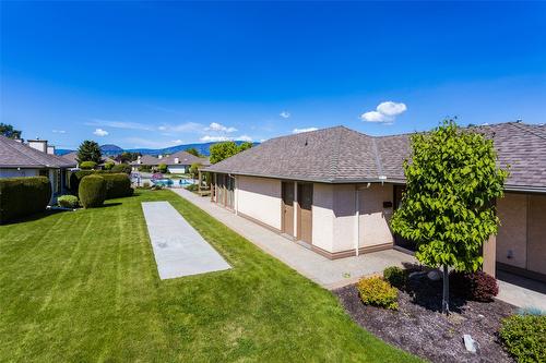 16-950 Lanfranco Road, Kelowna, BC - Outdoor