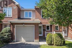 2015 SUMMERFIELDS CRESCENT  Ottawa, ON K1C 7B4