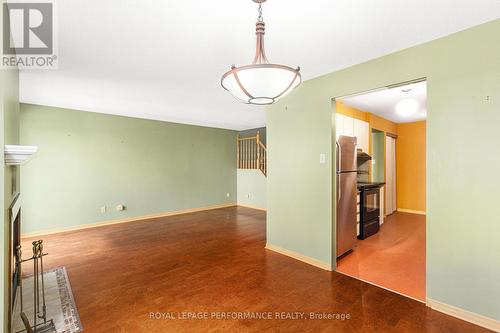 2015 Summerfields Crescent, Ottawa, ON - Indoor Photo Showing Other Room