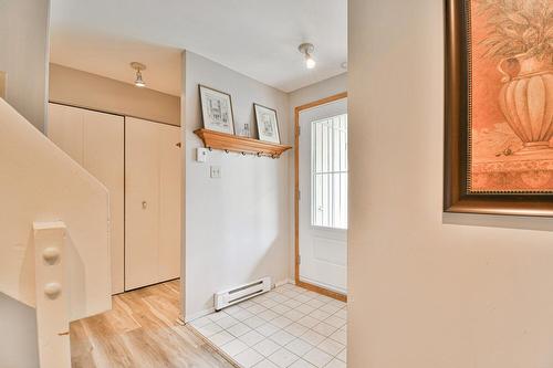 Hall d'entrée/Vestibule - 102 Ch. Robitaille, Mont-Tremblant, QC - Indoor Photo Showing Other Room