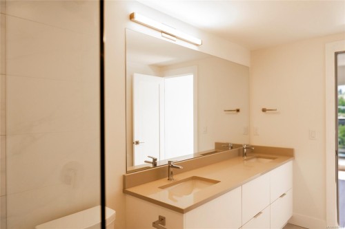 507-45 Haliburton St, Nanaimo, BC - Indoor Photo Showing Bathroom