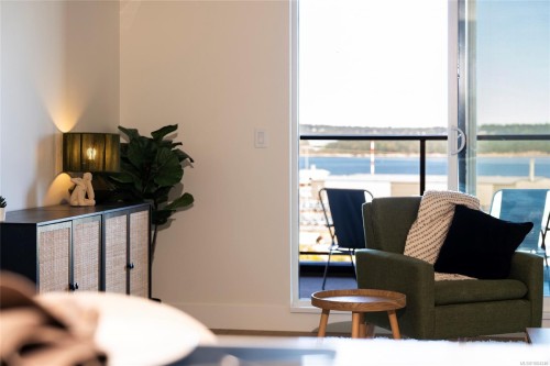 304-45 Haliburton St, Nanaimo, BC - Indoor